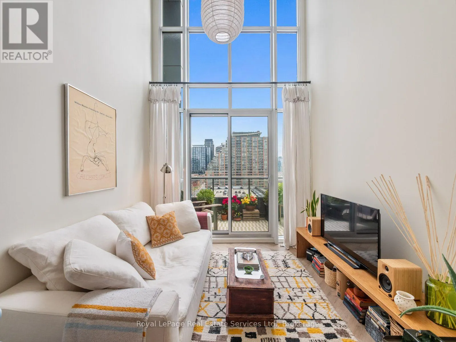 729 - 5 HANNA AVENUE #729