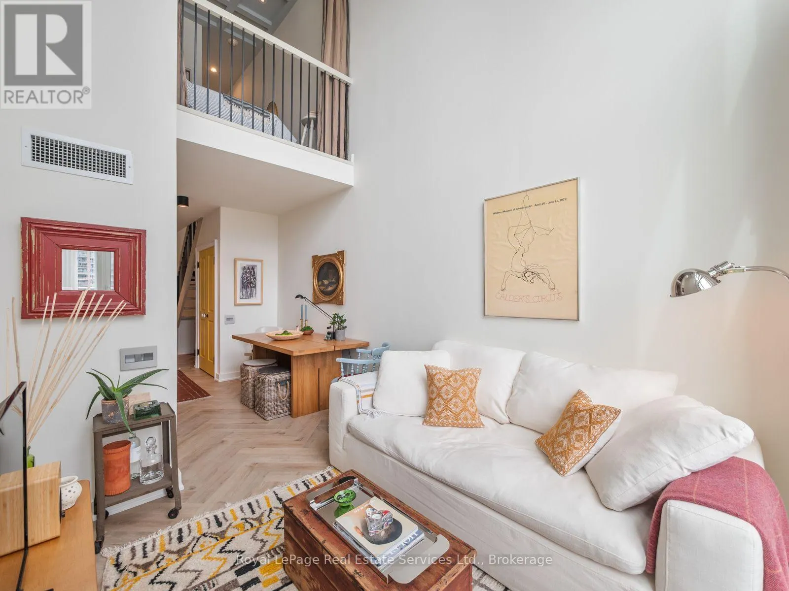 729 - 5 HANNA AVENUE #729