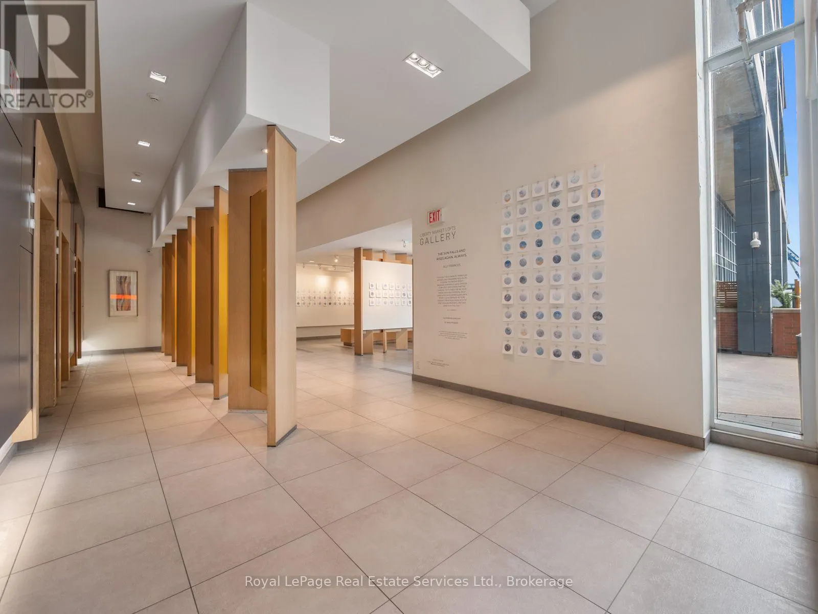 729 - 5 HANNA AVENUE #729