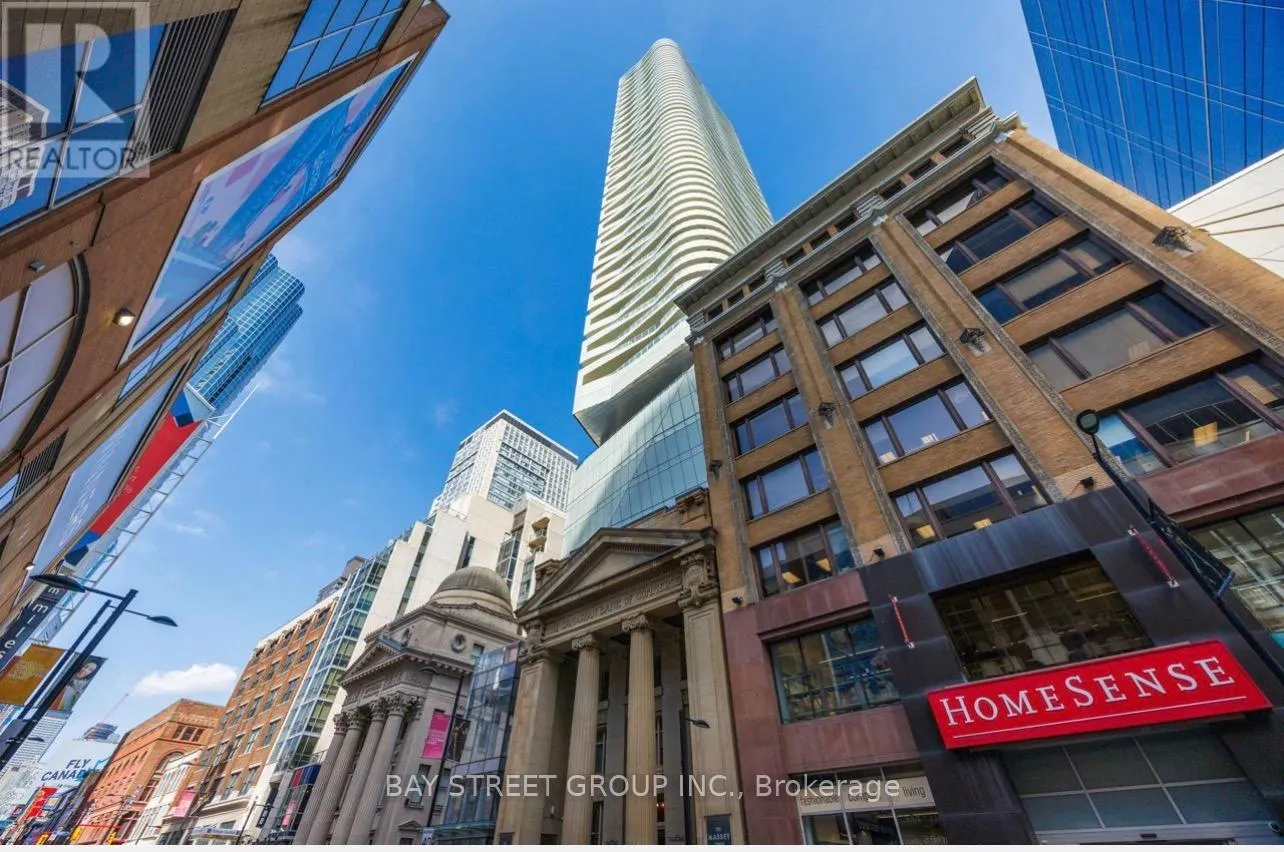 4209 - 197 YONGE STREET