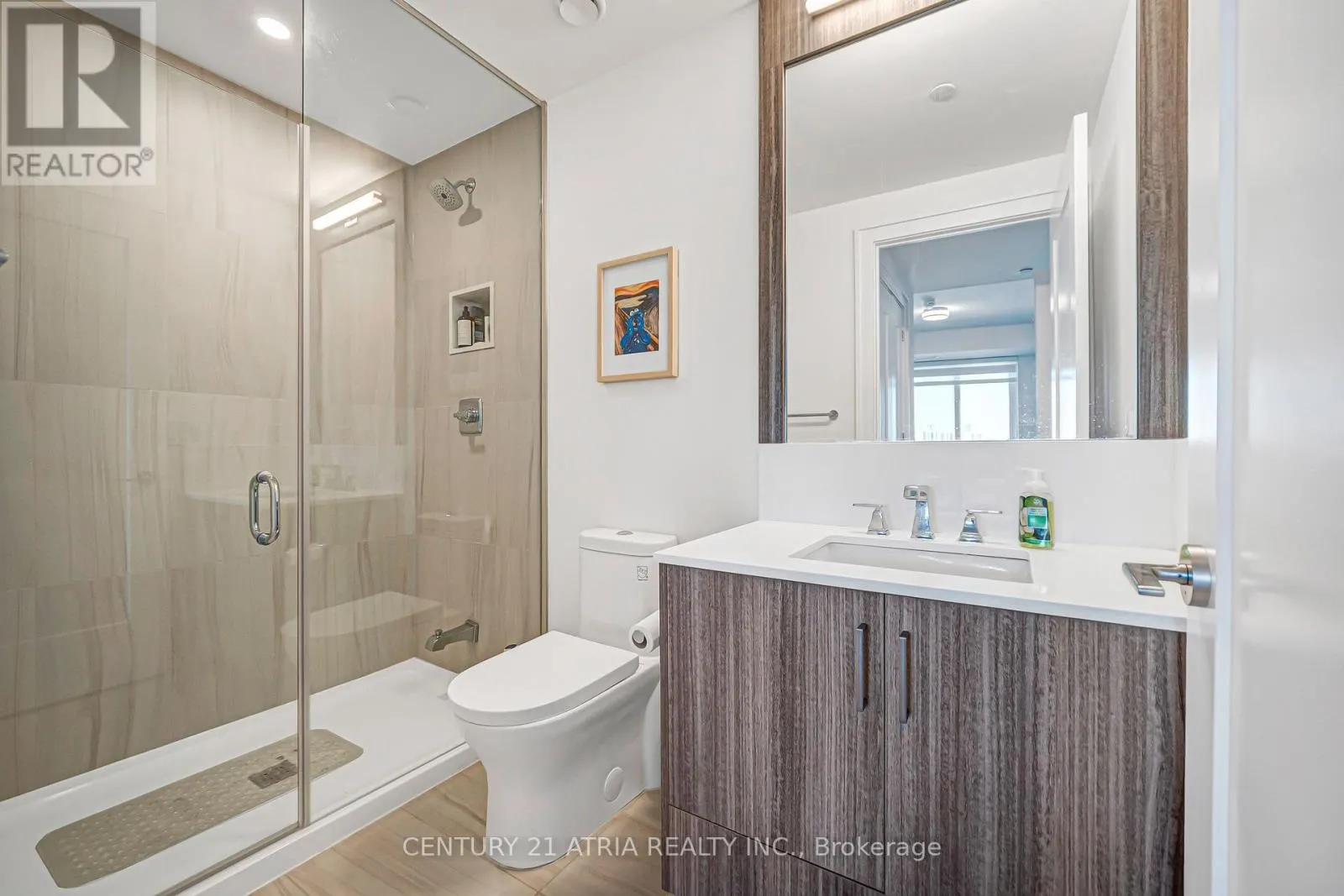 1219 - 25 ADRA GRADO WAY