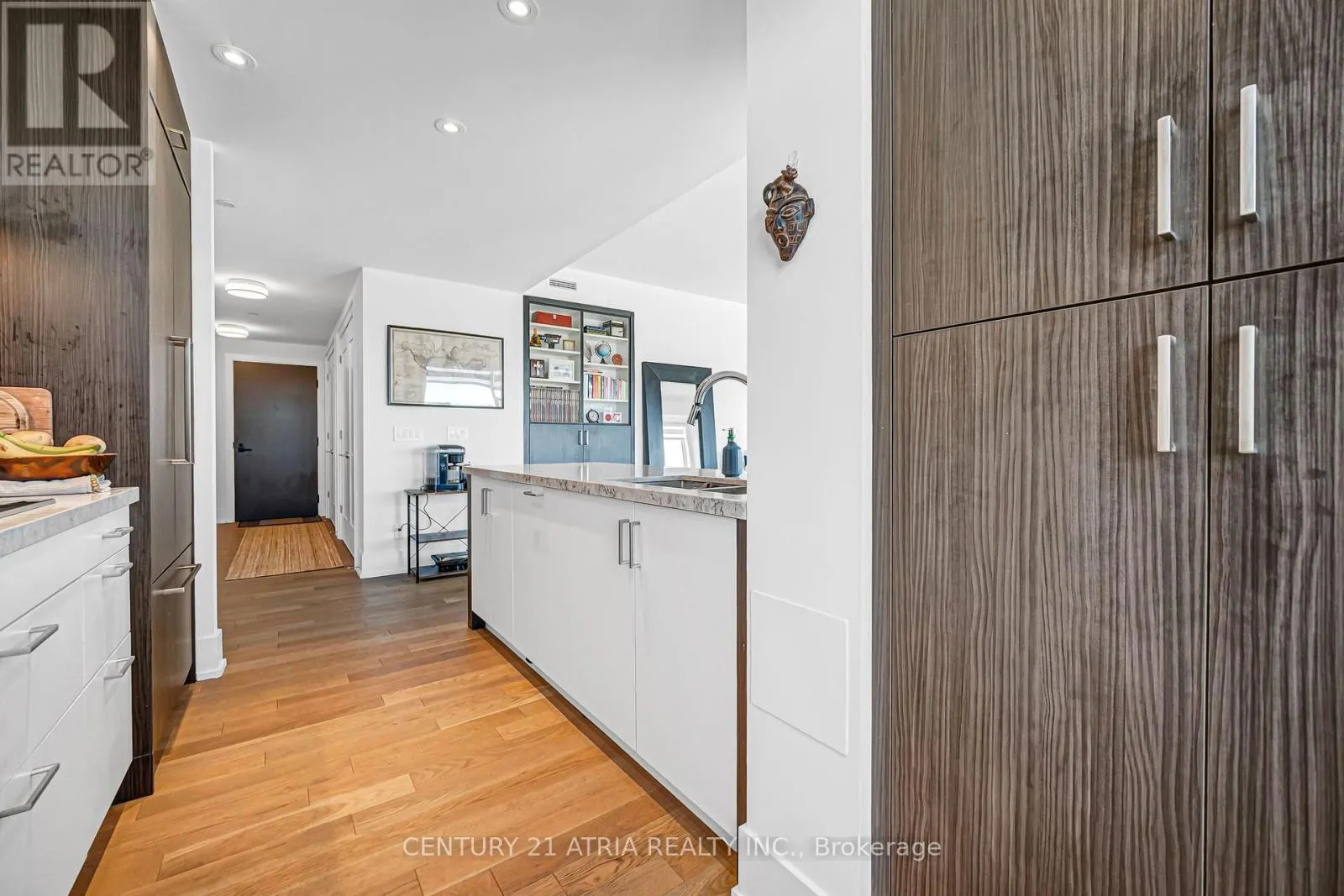 1219 - 25 ADRA GRADO WAY