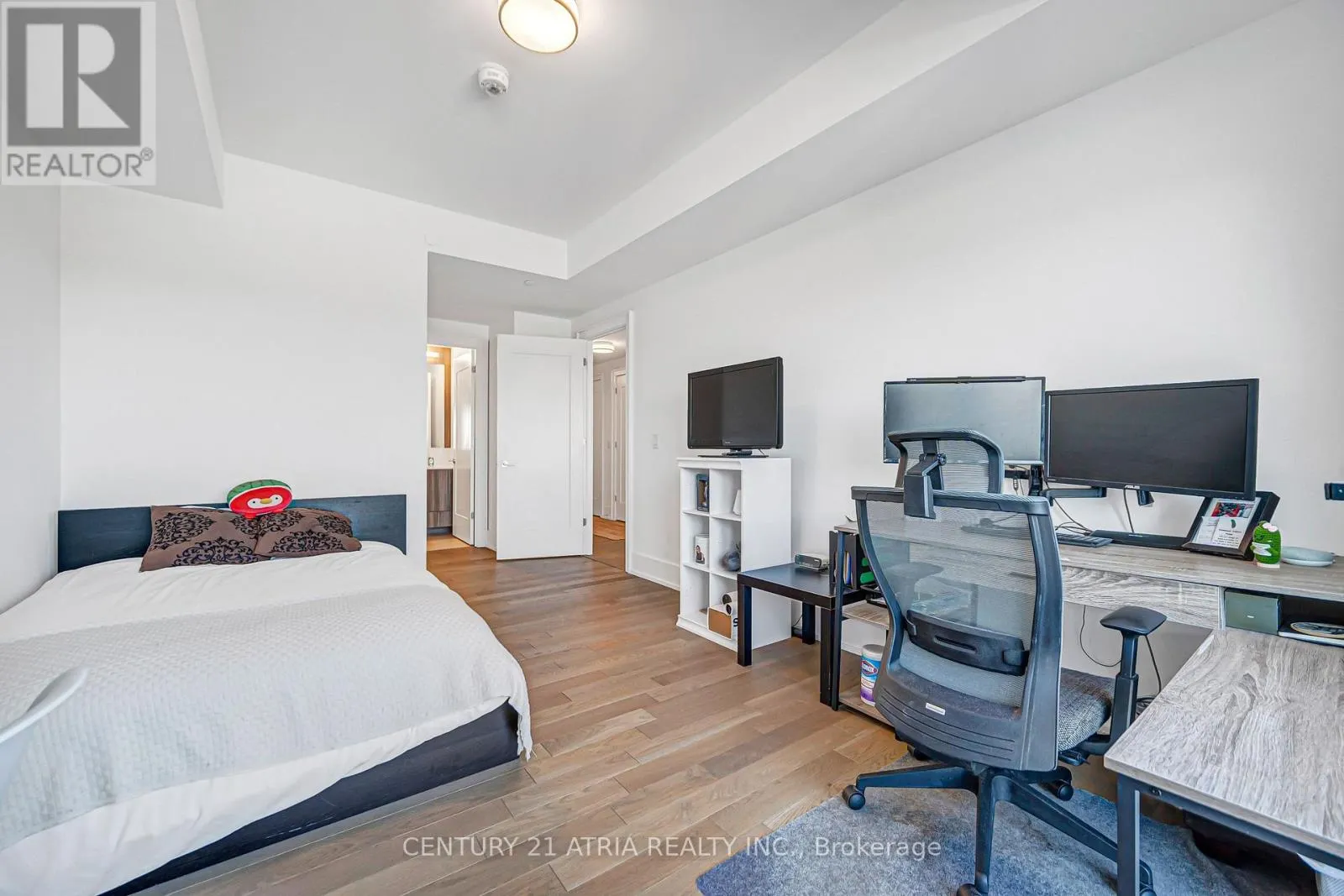 1219 - 25 ADRA GRADO WAY