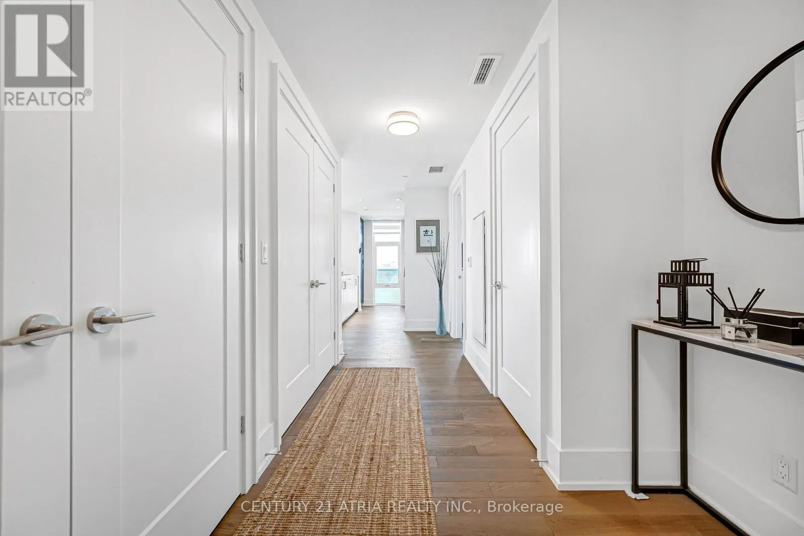 1219 - 25 ADRA GRADO WAY