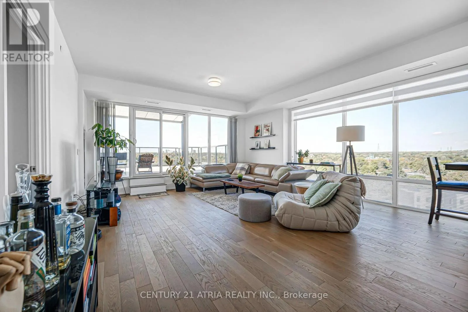 1219 - 25 ADRA GRADO WAY