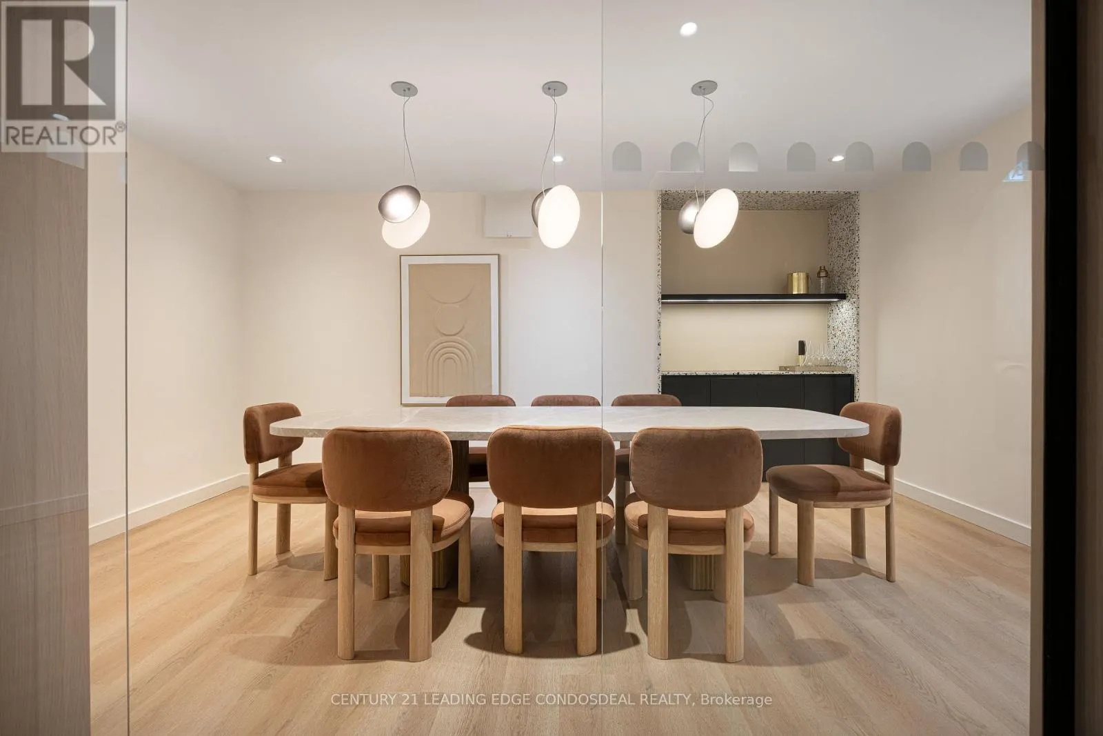 308 - 181 STERLING ROAD