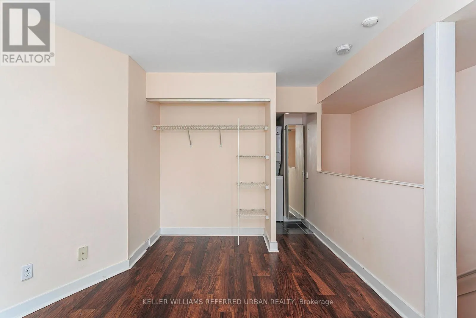 514 - 77 LOMBARD STREET