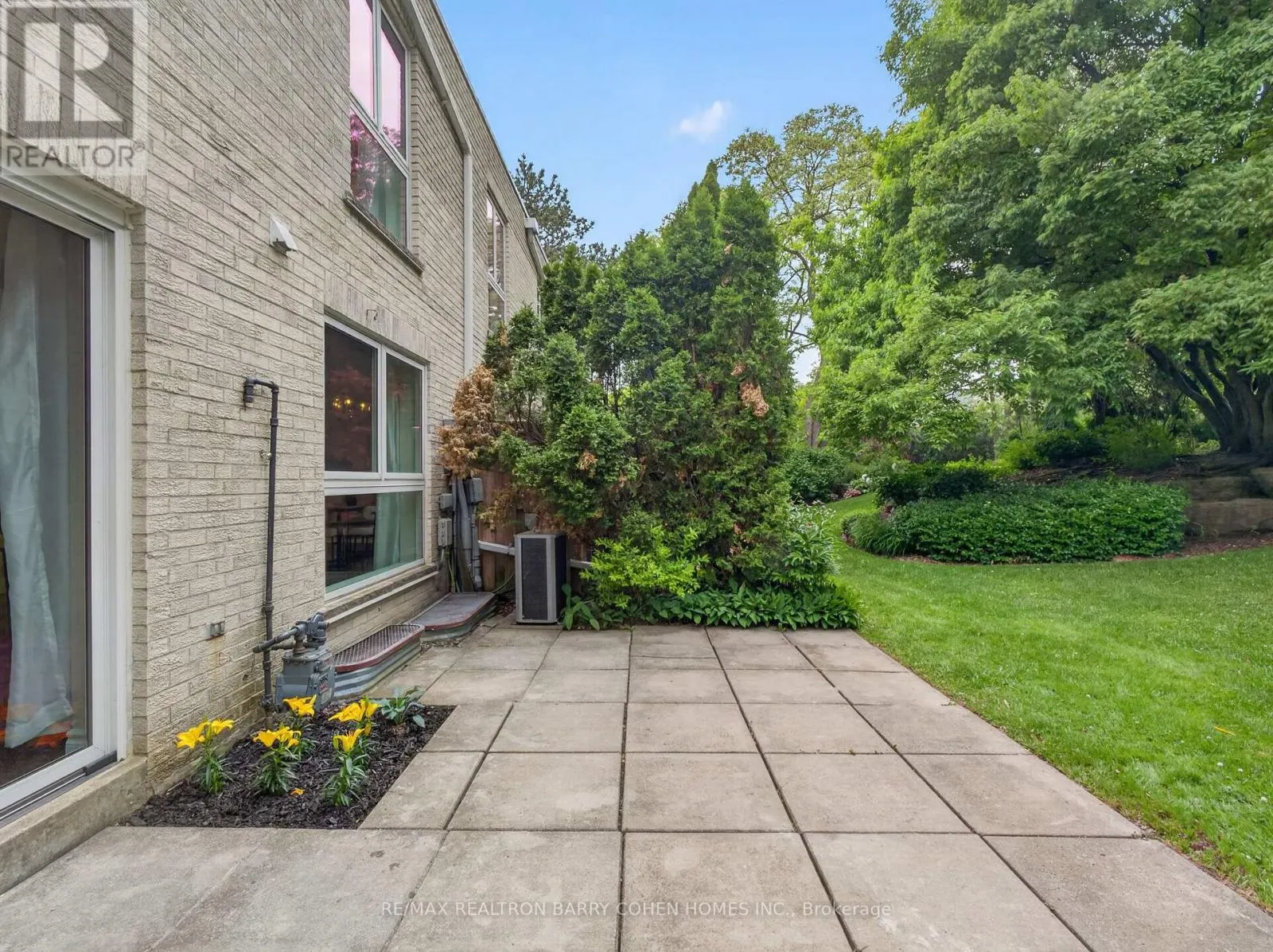 115 SCENIC MILL WAY