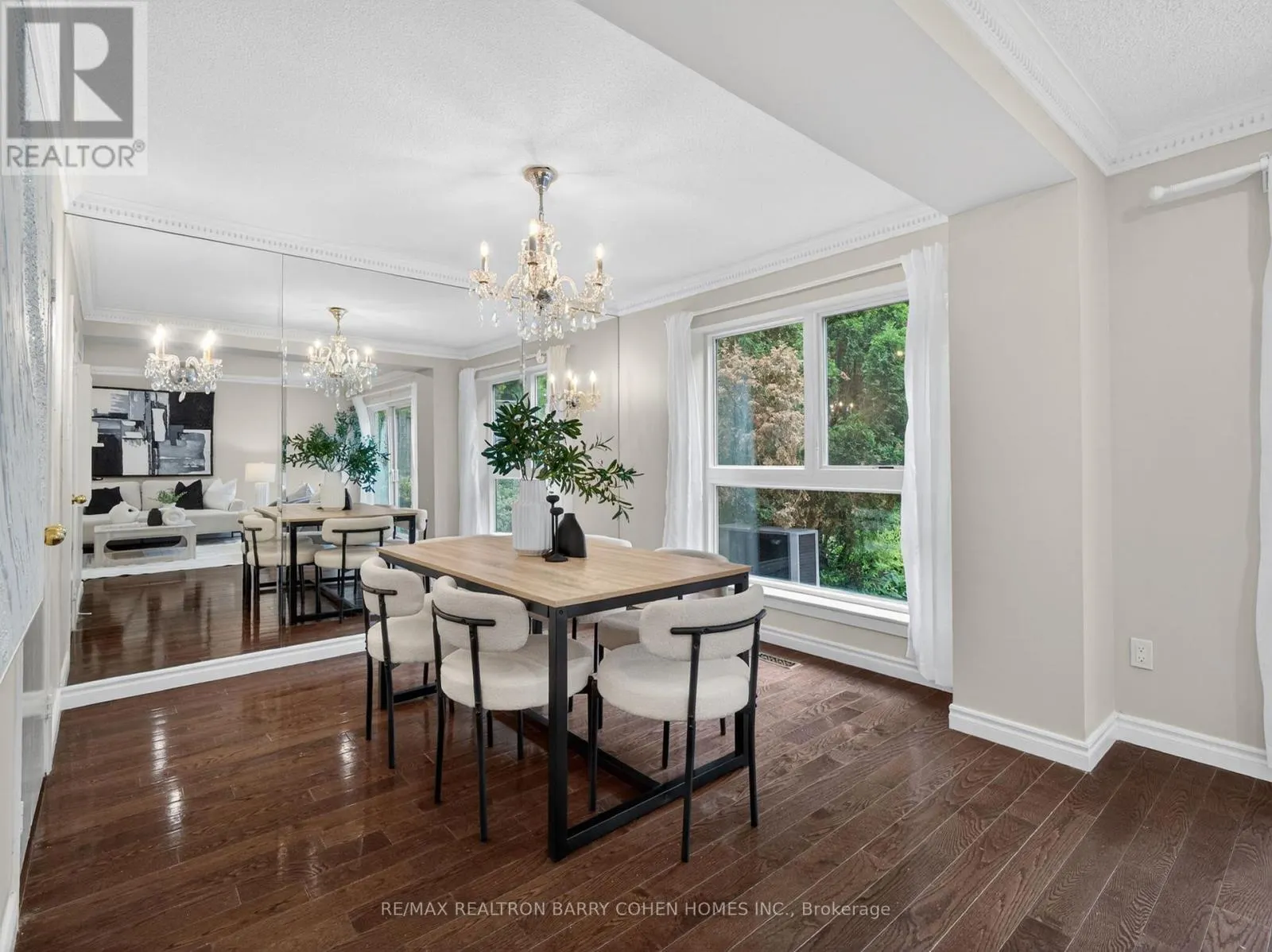 115 SCENIC MILL WAY