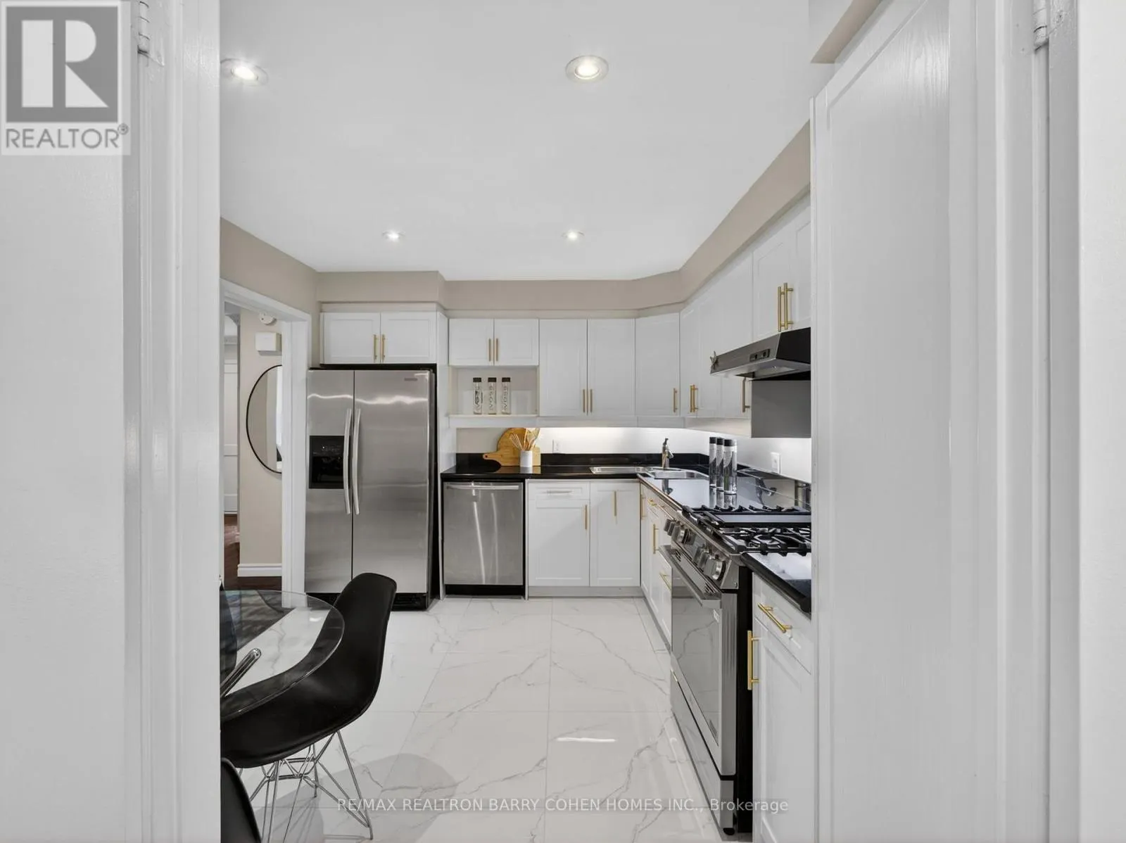 115 SCENIC MILL WAY