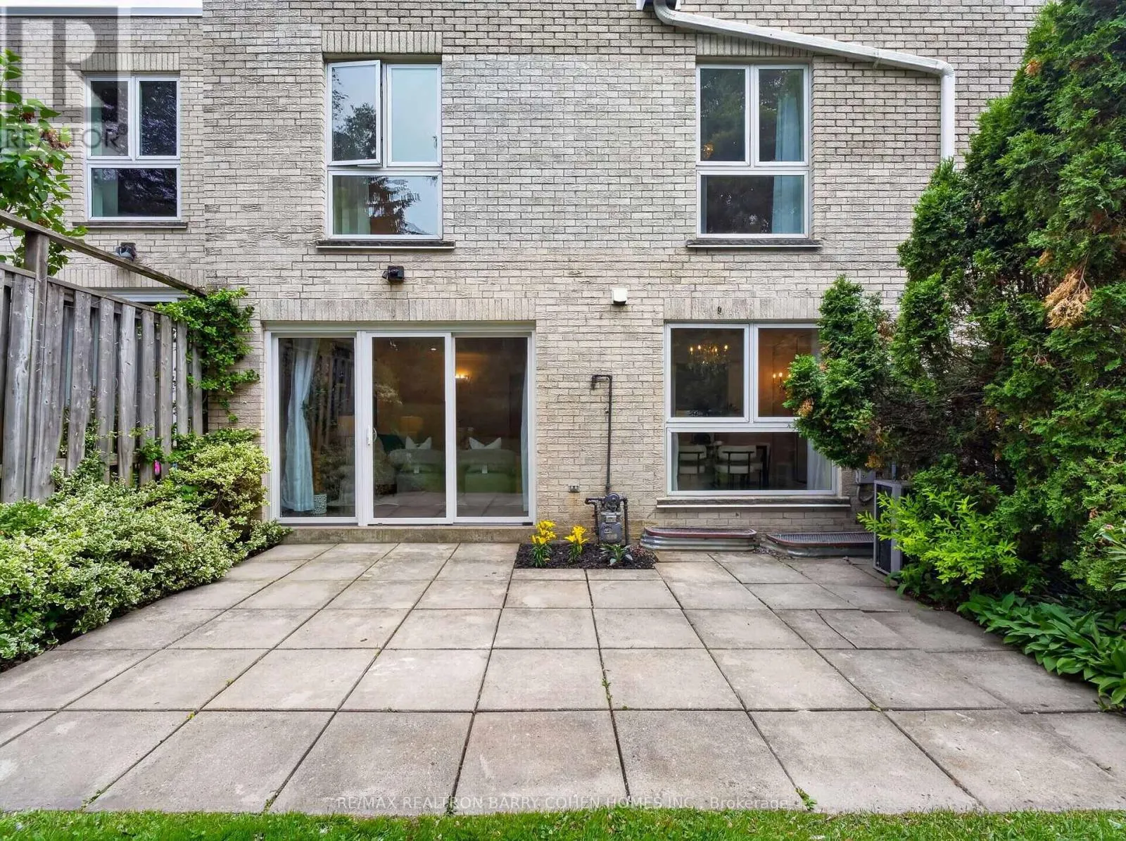115 SCENIC MILL WAY
