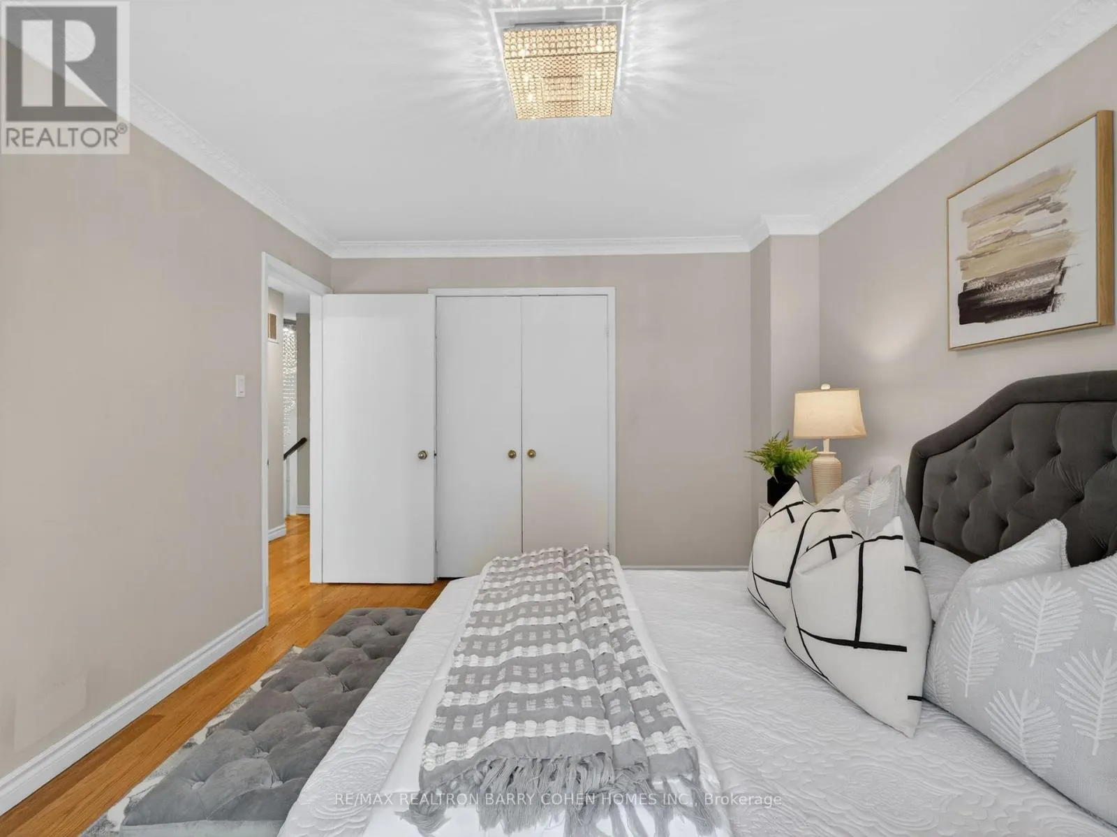 115 SCENIC MILL WAY