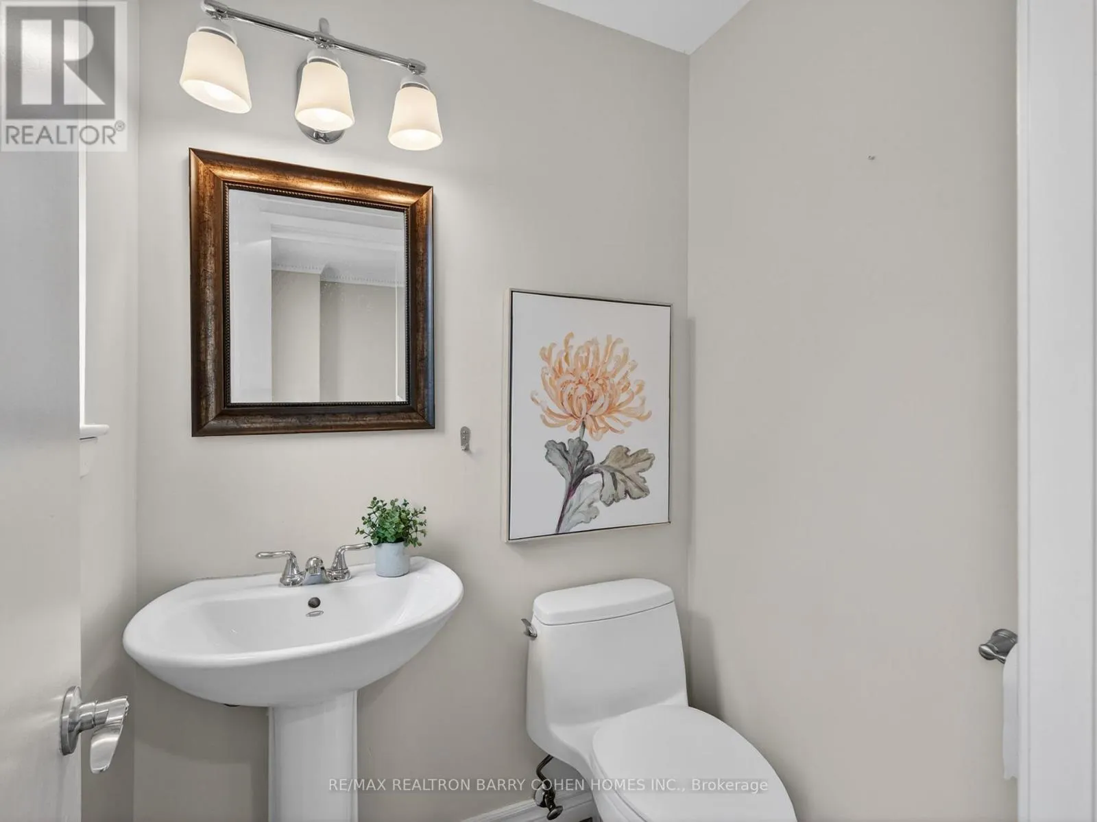 115 SCENIC MILL WAY