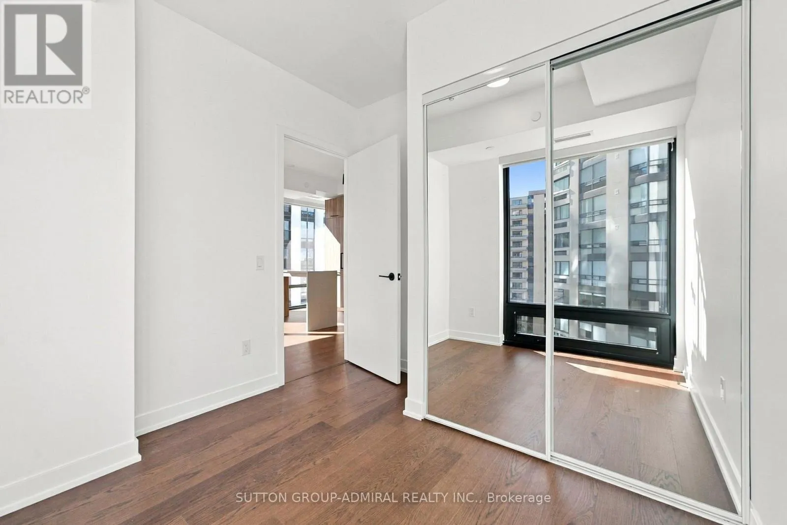 1625 - 89 MONTCLAIR AVENUE