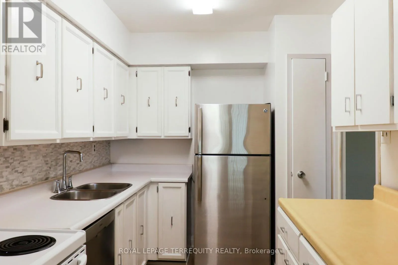205 - 1338 YORK MILLS ROAD