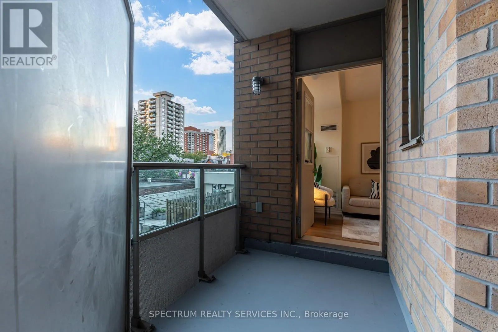 301 - 70 ALEXANDER STREET