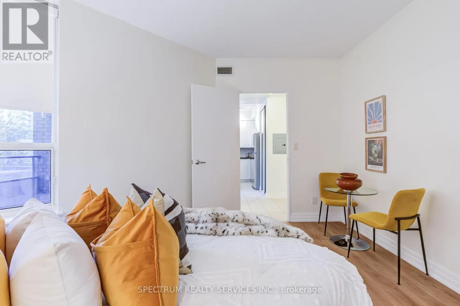 301 - 70 ALEXANDER STREET
