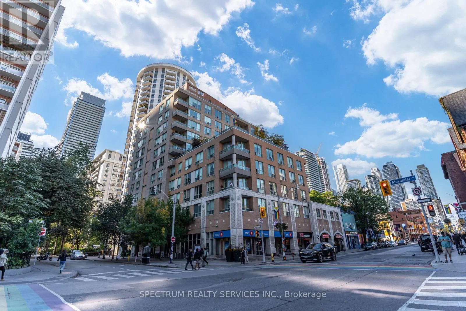 301 - 70 ALEXANDER STREET