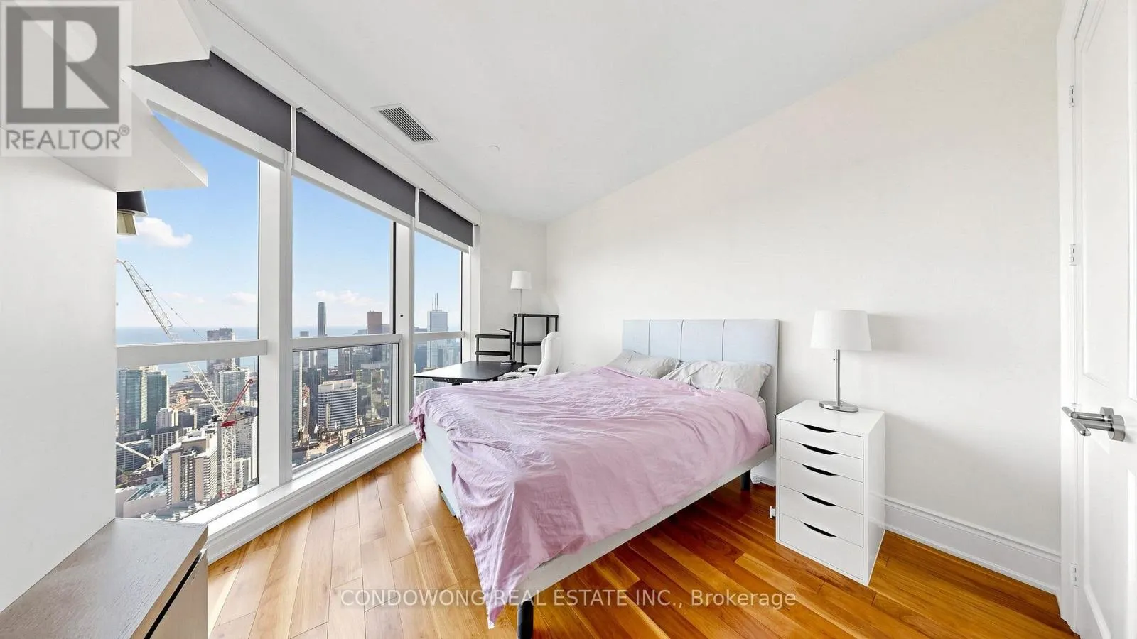 7507 - 388 YONGE STREET