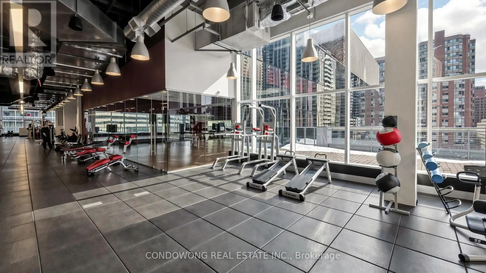 7507 - 388 YONGE STREET