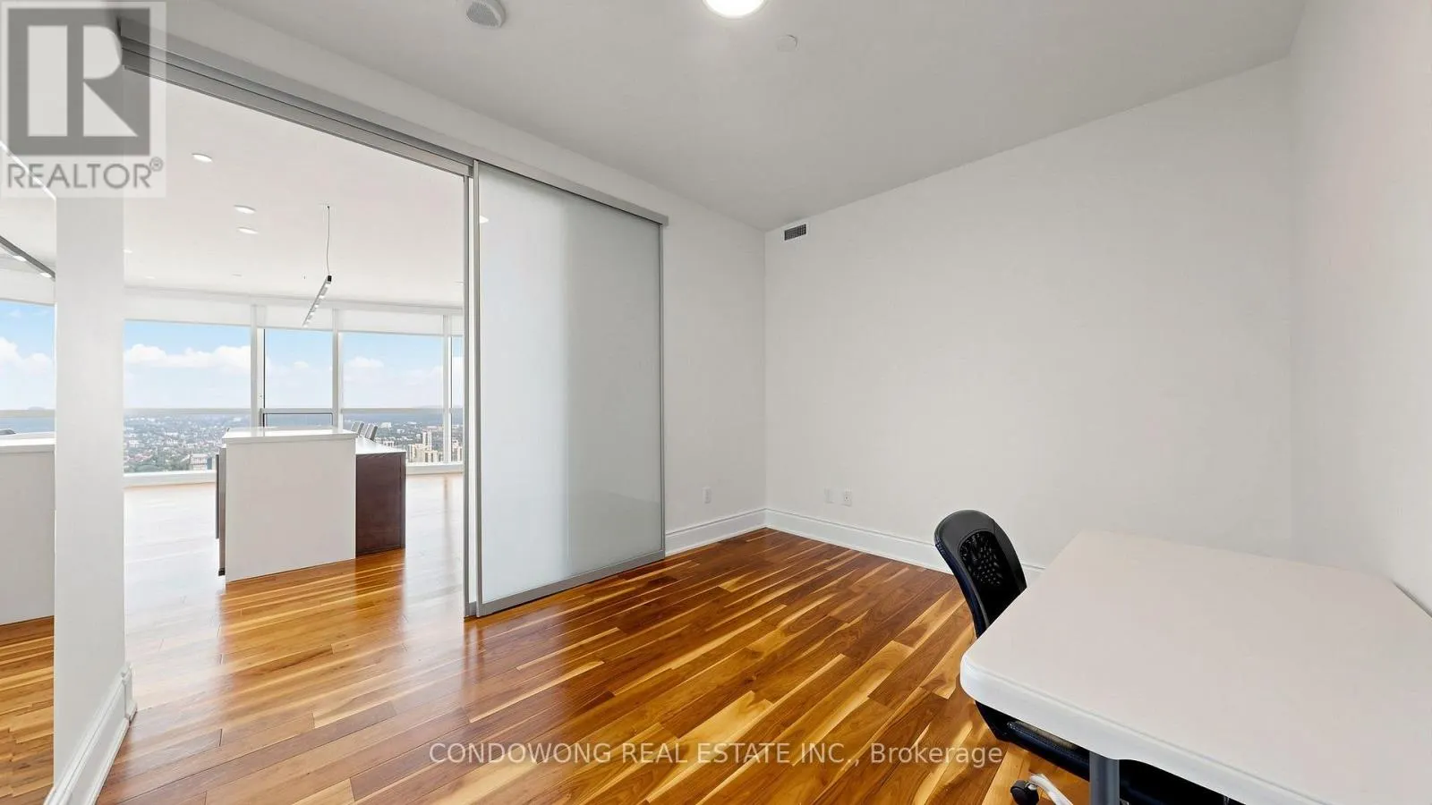 7507 - 388 YONGE STREET