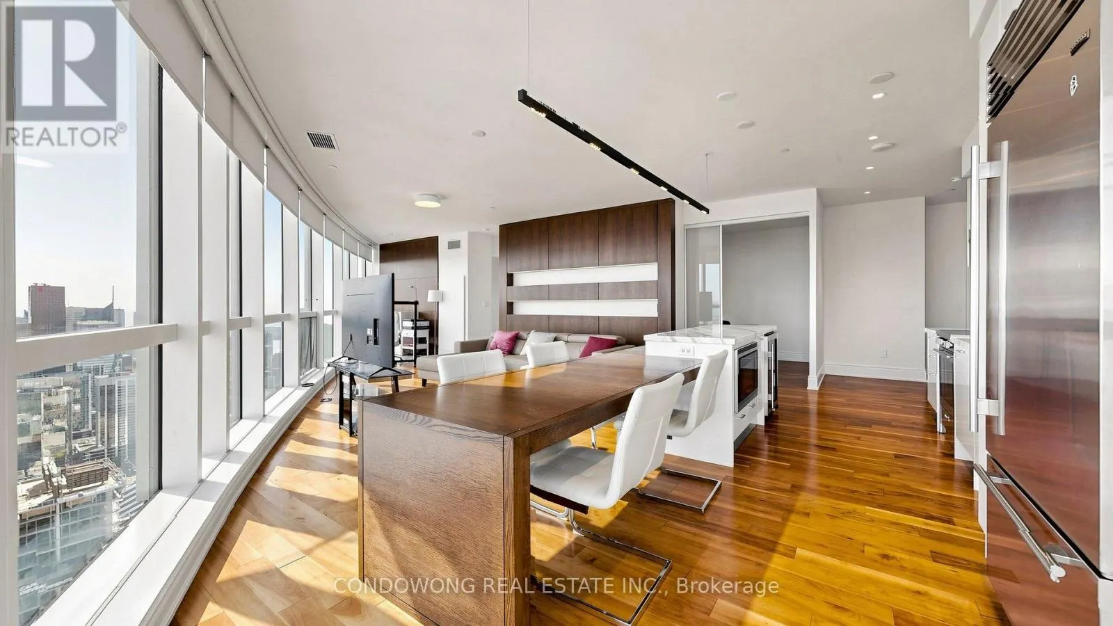 7507 - 388 YONGE STREET