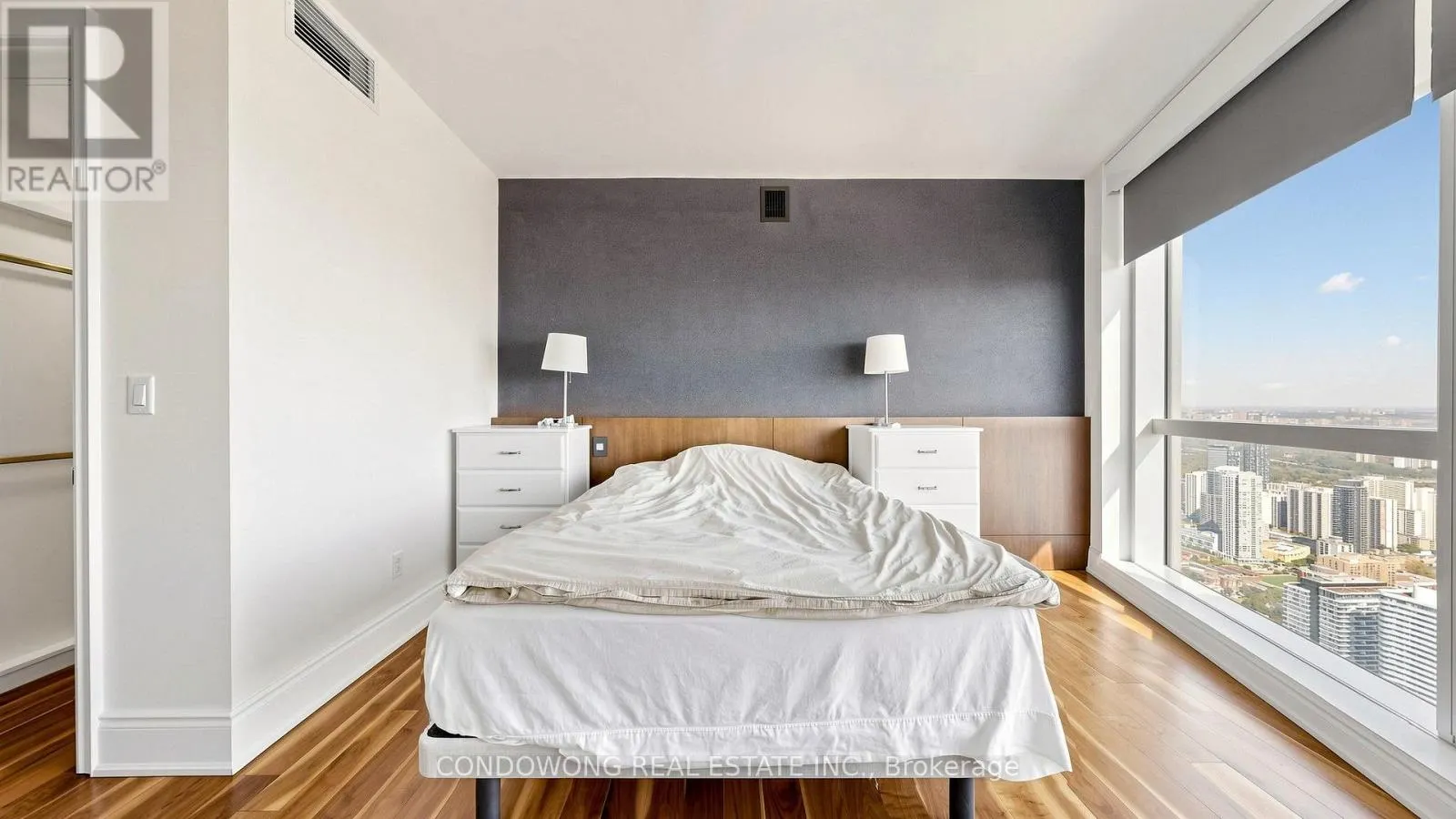 7507 - 388 YONGE STREET