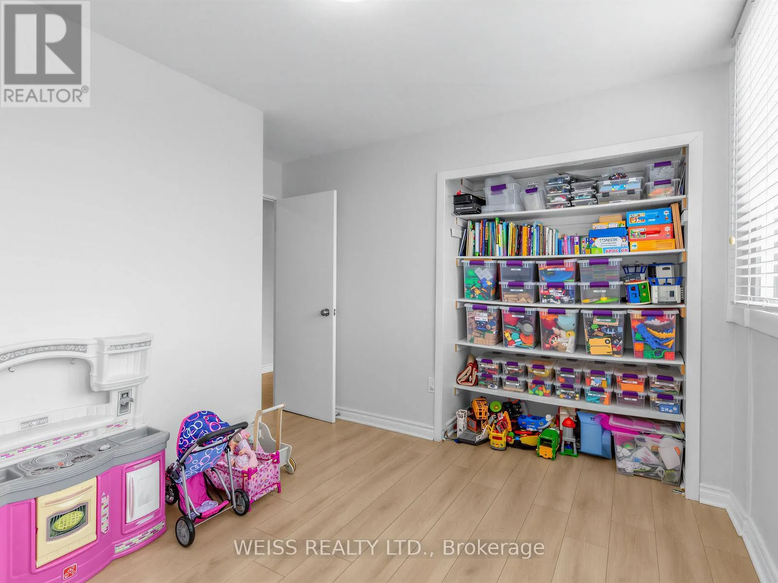 202 - 150 NEPTUNE DRIVE