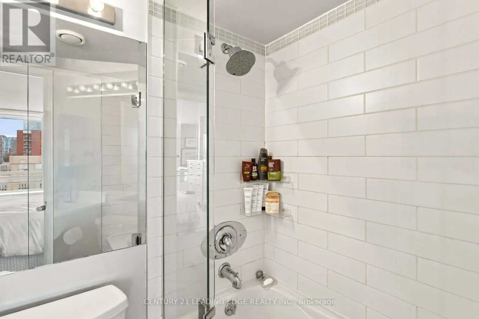 612 - 119 MERTON STREET