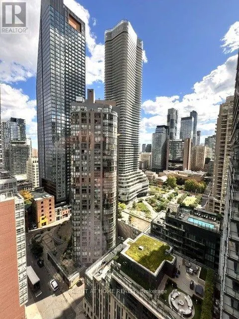 2111 - 1001 BAY STREET
