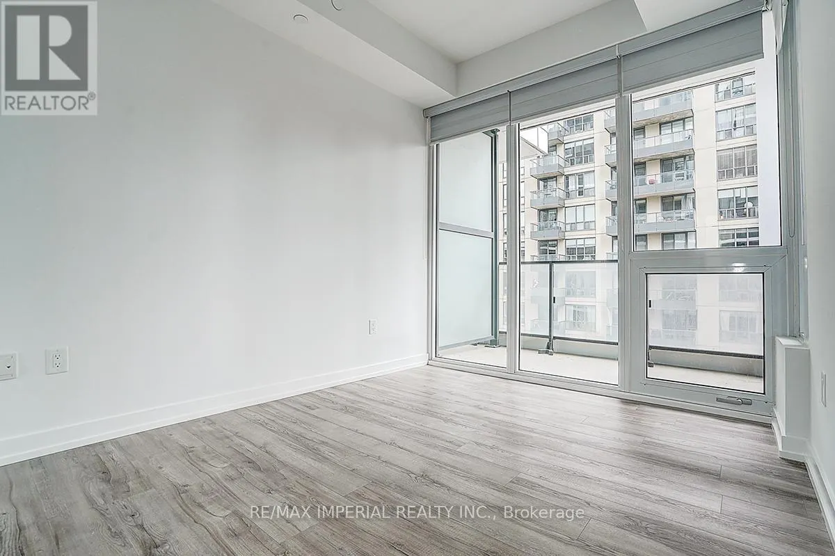 710 - 77 SHUTER STREET