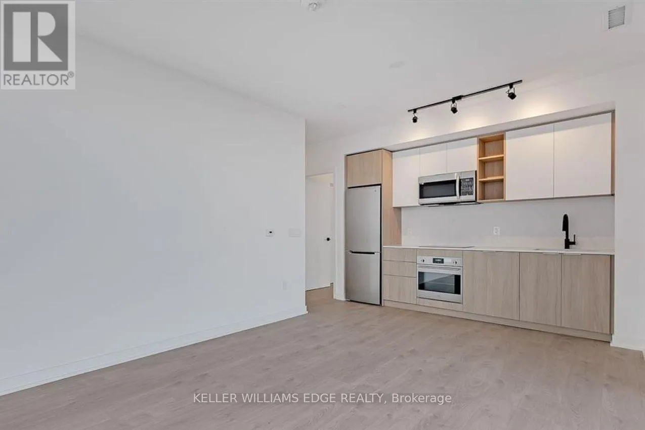 701 - 108 PETER STREET