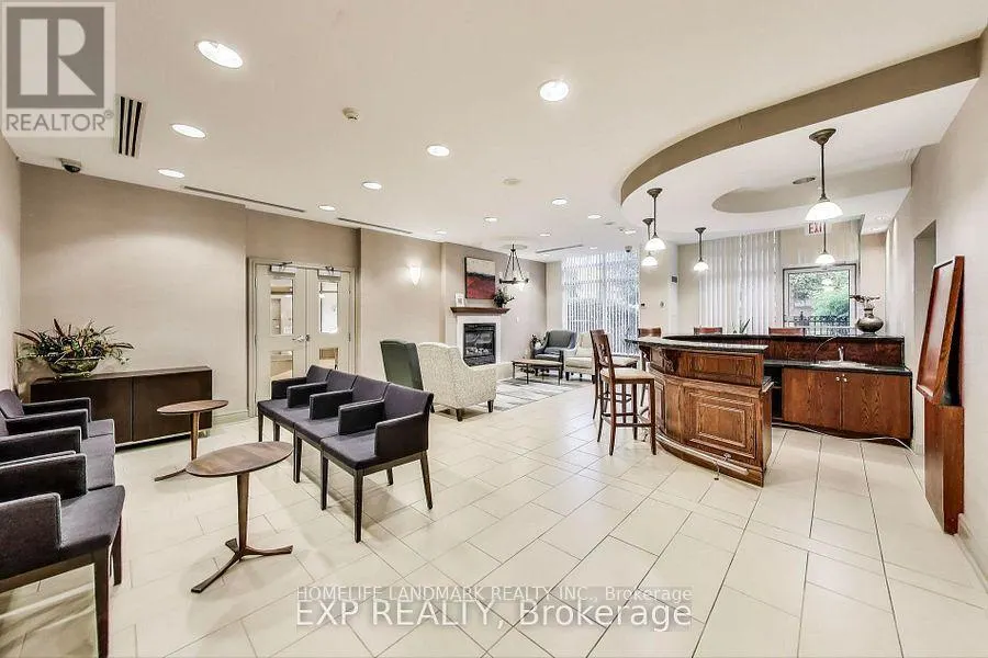# 405 - 17 BARBERRY PLACE