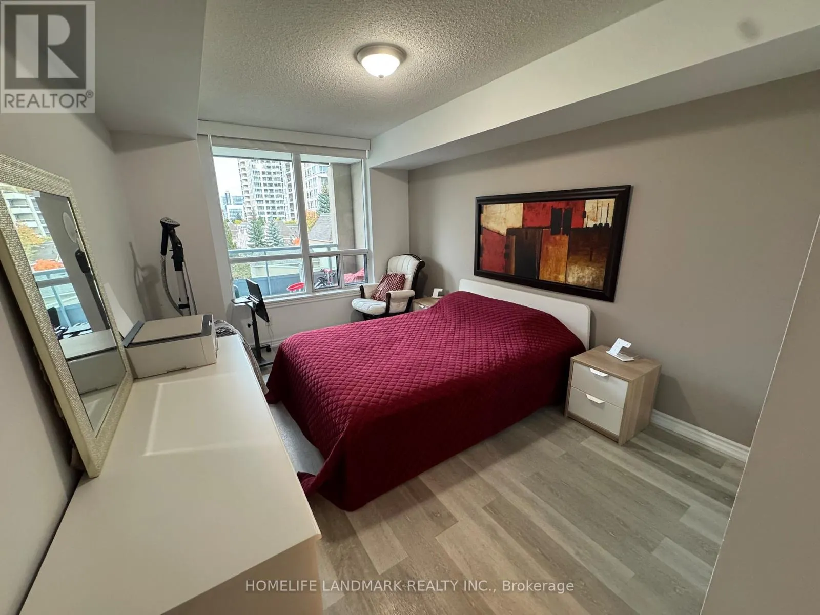 # 405 - 17 BARBERRY PLACE