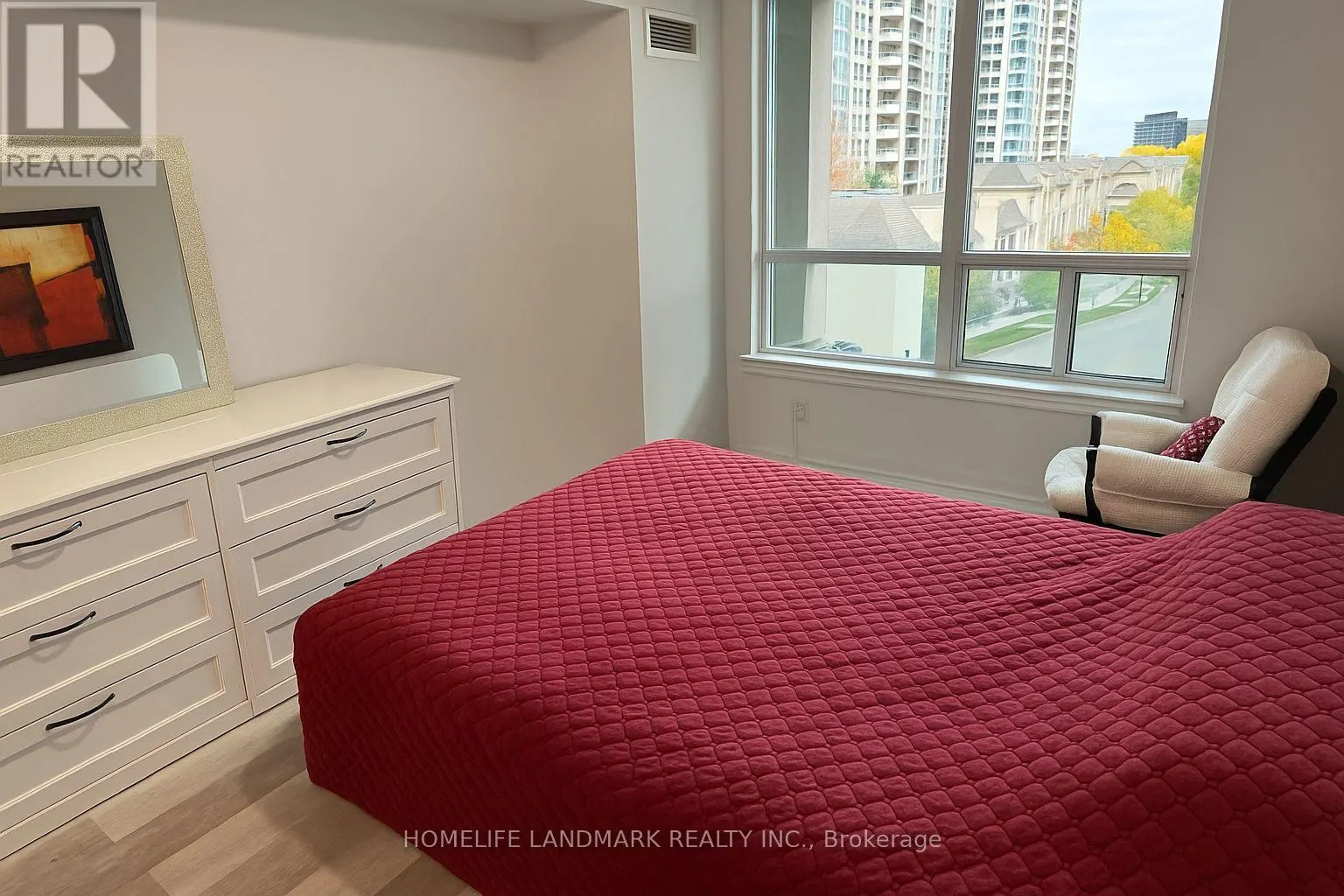 # 405 - 17 BARBERRY PLACE