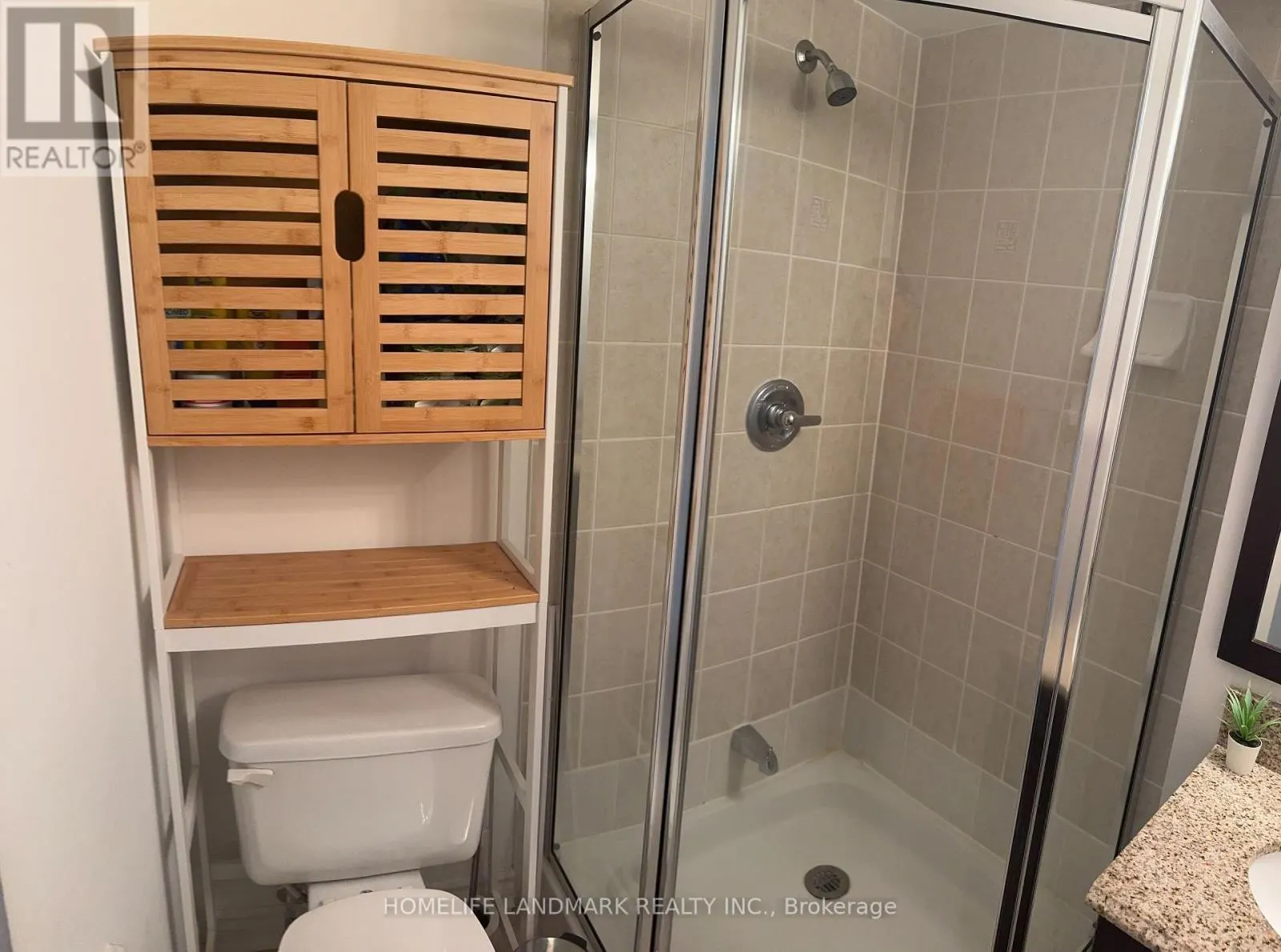 # 405 - 17 BARBERRY PLACE