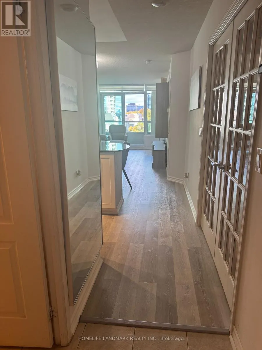 # 405 - 17 BARBERRY PLACE