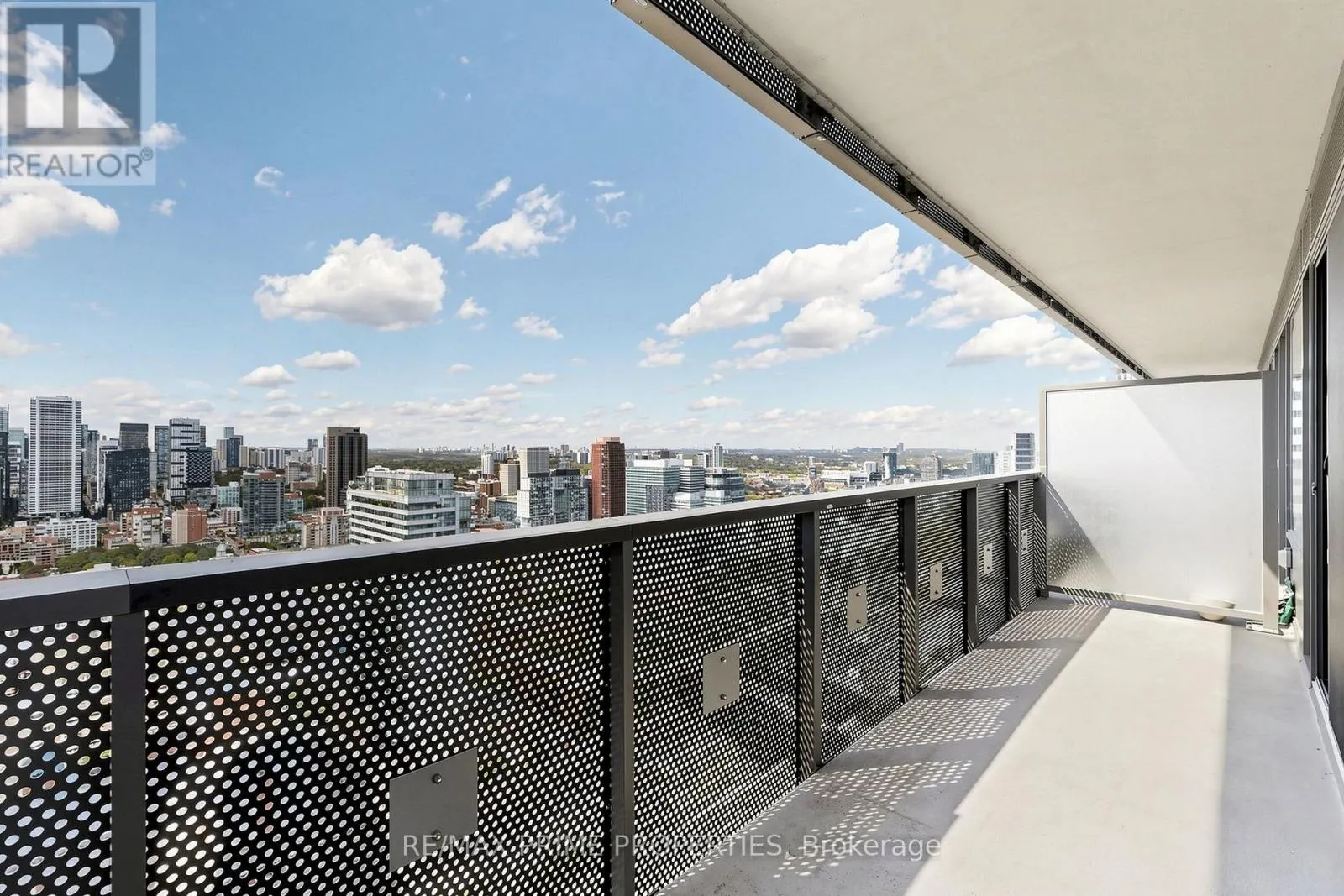 4302 - 138 DOWNES STREET