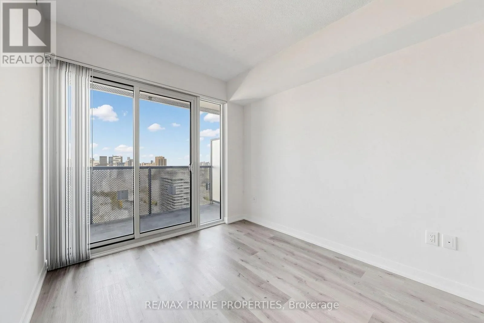 4302 - 138 DOWNES STREET