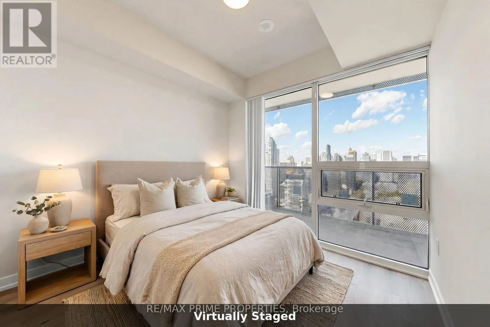 4302 - 138 DOWNES STREET
