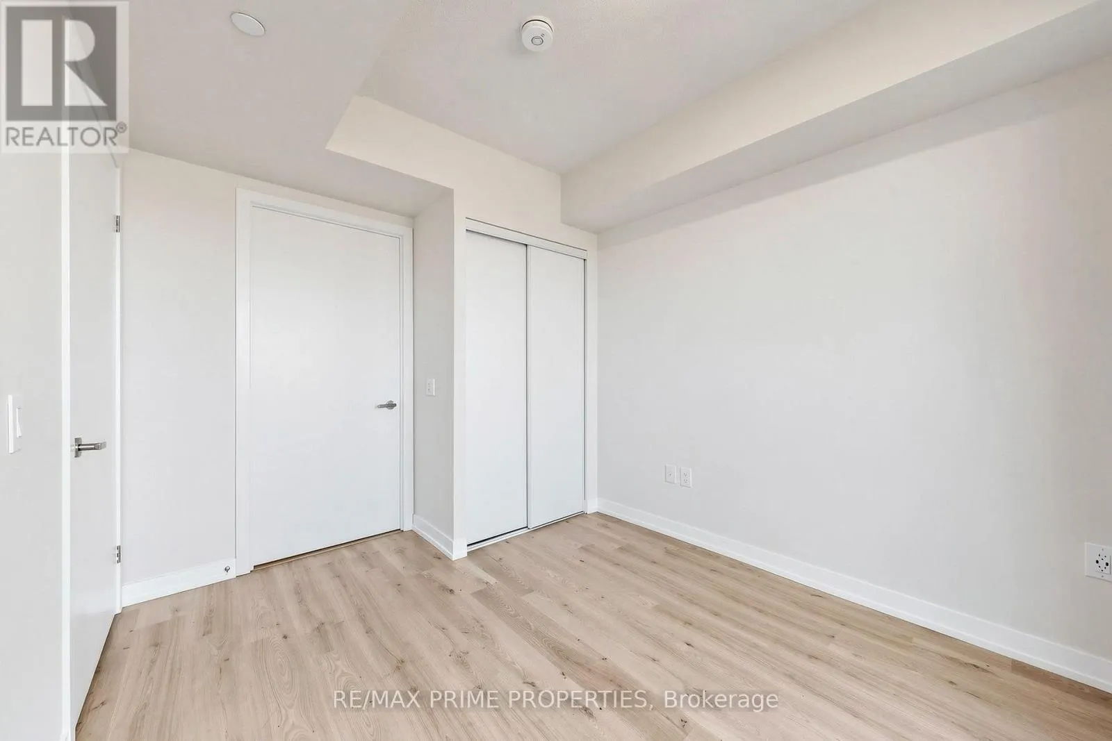 4302 - 138 DOWNES STREET