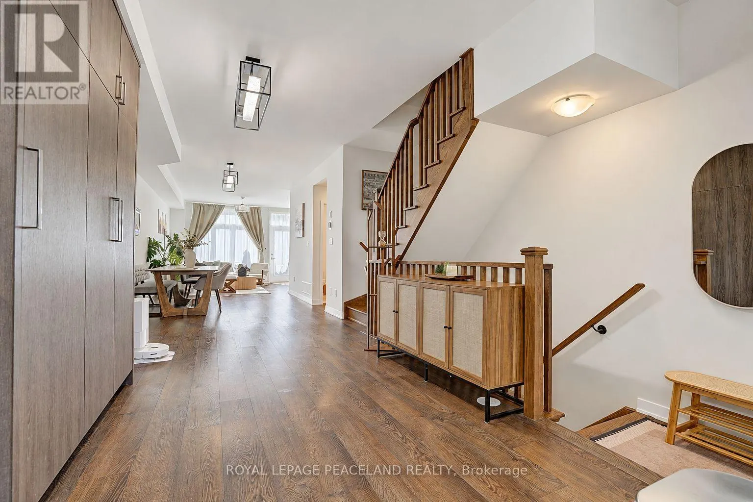 127 GREEN GARDENS BOULEVARD