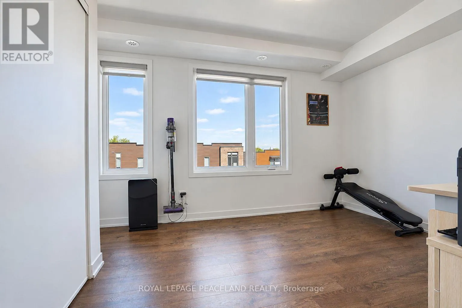 127 GREEN GARDENS BOULEVARD