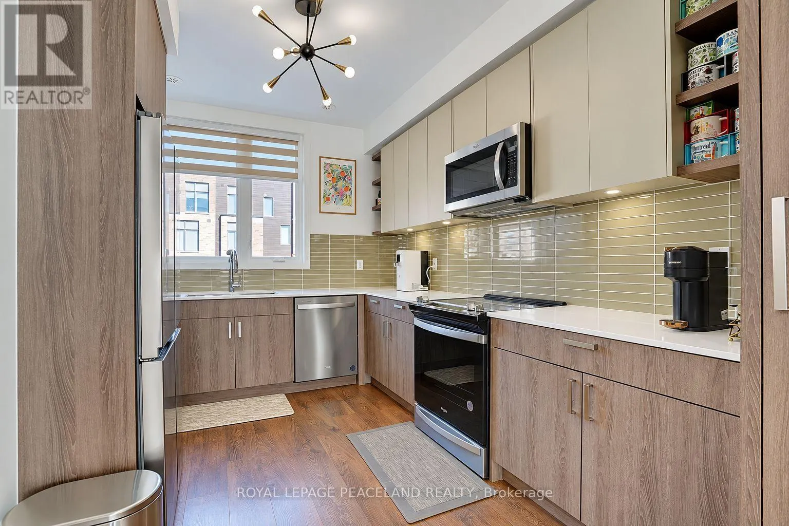 127 GREEN GARDENS BOULEVARD