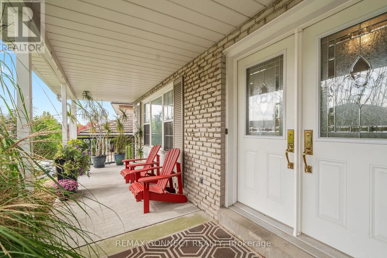 26 AVERDON CRESCENT