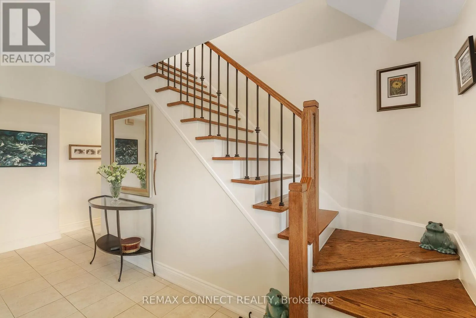 26 AVERDON CRESCENT