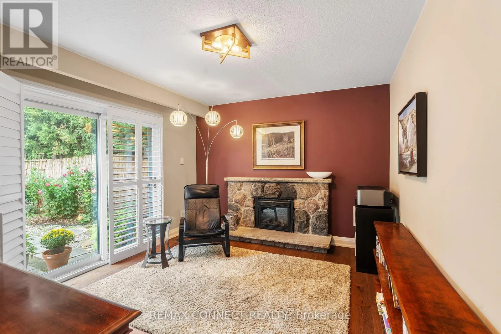 26 AVERDON CRESCENT