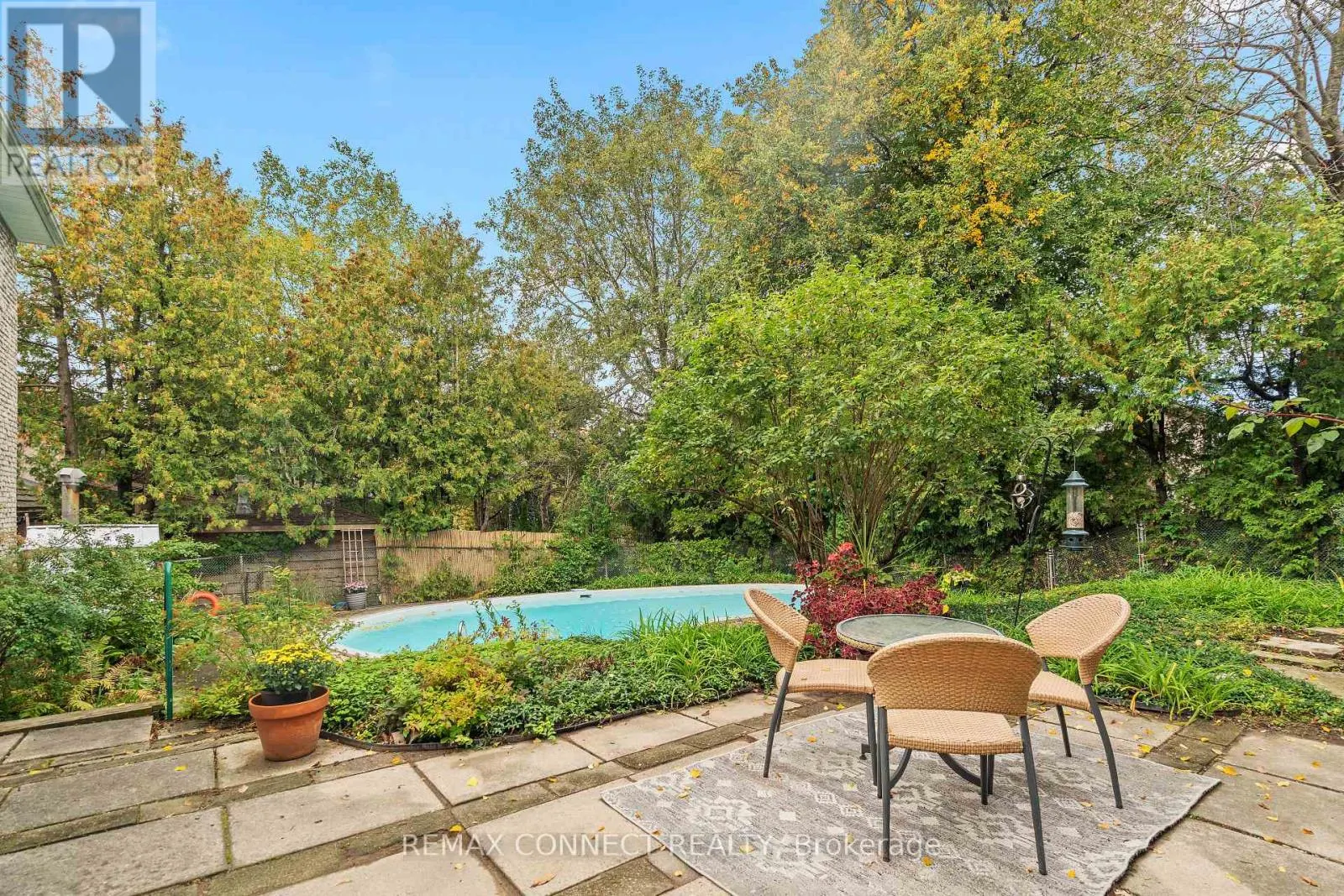26 AVERDON CRESCENT