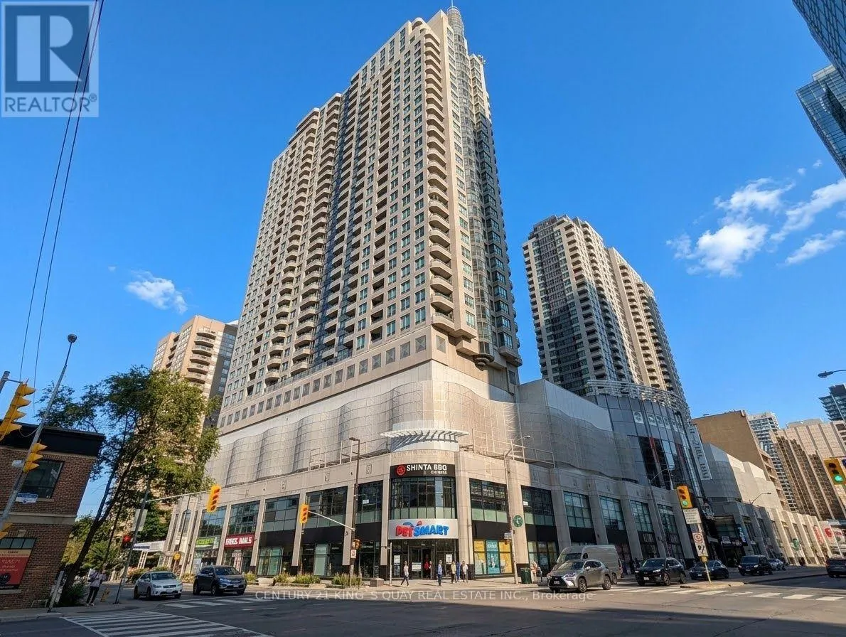515 - 33 EMPRESS AVENUE