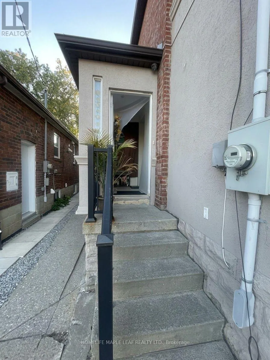 600 OAKWOOD AVENUE